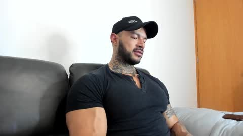 Snapshot of ryanjhonston chatting on 02/15/25, 12:11 Ryan online show from 02/15/25, 12:11