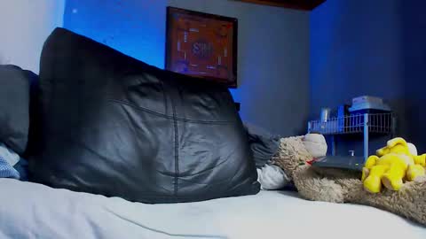 Snapshot of ryannhill_ chatting on 02/11/26, 07:02 Ryannhill online show from 02/11/26, 07:02