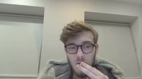 Snapshot of ryanogorman5858 chatting on 02/28/25, 12:43 anonomousstoneruk online show from 02/28/25, 12:43