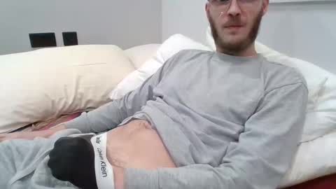 Snapshot of ryanogorman5858 chatting on 10/18/25, 11:05 anonomousstoneruk online show from 10/18/25, 11:05