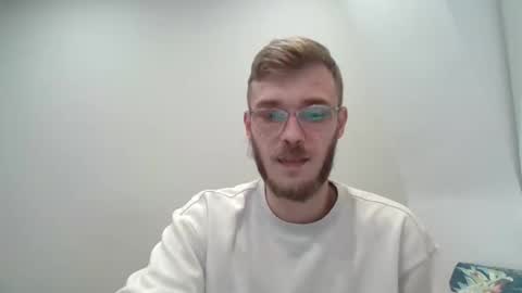 Snapshot of ryanogorman5858 chatting on 10/26/25, 11:31 anonomousstoneruk online show from 10/26/25, 11:31