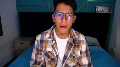 Snapshot of ryanpricee chatting on 12/28/24, 02:54 RyanPricee online show from 12/28/24, 02:54