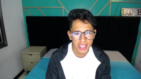 Snapshot of ryanpricee chatting on 12/29/24, 06:24 RyanPricee online show from 12/29/24, 06:24