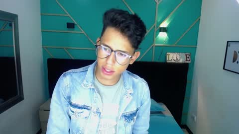 Snapshot of ryanpricee chatting on 12/31/24, 02:51 RyanPricee online show from 12/31/24, 02:51