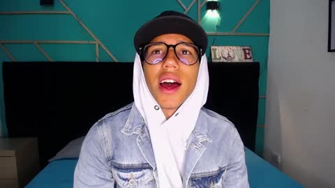 Snapshot of ryanpricee chatting on 01/08/25, 02:57 RyanPricee online show from 01/08/25, 02:57