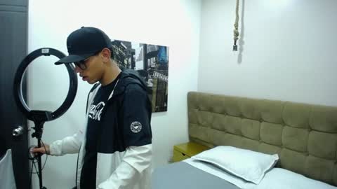 Snapshot of ryanpricee chatting on 01/16/25, 08:25 RyanPricee online show from 01/16/25, 08:25