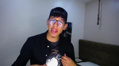 Snapshot of ryanpricee chatting on 01/18/25, 08:09 RyanPricee online show from 01/18/25, 08:09