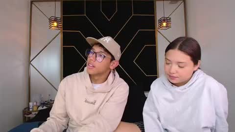 Snapshot of ryanpricee chatting on 10/21/25, 04:24 RyanPricee online show from 10/21/25, 04:24