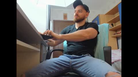 Ryanstone  online show from 01/14/26, 05:57