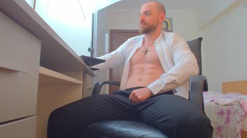 Ryanstone  online show from 04/29/26, 05:55