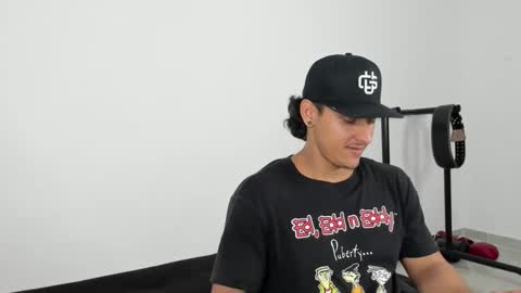 ryanwhite3 online show from 11/10/25, 12:53