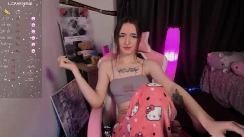 Snapshot of rydel_me chatting on 11/27/25, 07:27 rydel_me online show from 11/27/25, 07:27