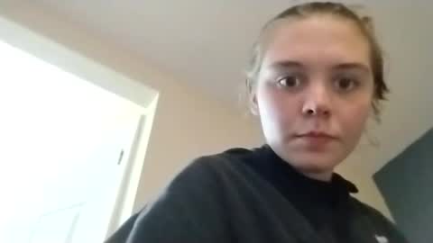 Snapshot of ryder393 chatting on 09/11/25, 03:17 ryder393 online show from 09/11/25, 03:17