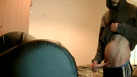 Snapshot of ryder93x chatting on 10/03/25, 06:54 Ryder93 online show from 10/03/25, 06:54