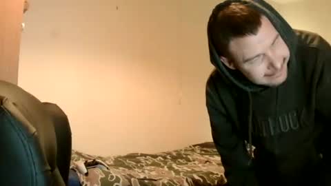 Snapshot of ryder93x chatting on 10/07/25, 06:21 Ryder93 online show from 10/07/25, 06:21