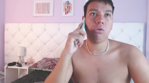 Snapshot of ryder_n_violet chatting on 02/07/25, 02:29 Ryder and Violet online show from 02/07/25, 02:29