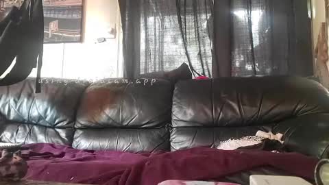 ryliemackenzie93 online show from 05/13/26, 06:49