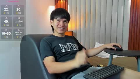 Snapshot of ryo_kush chatting on 10/24/25, 03:58 Ryo Kush online show from 10/24/25, 03:58