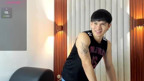 Snapshot of ryo_kush chatting on 11/26/25, 04:02 Ryo Kush online show from 11/26/25, 04:02