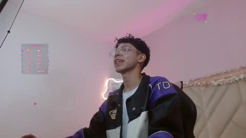 Snapshot of ryu_tay chatting on 04/07/26, 05:08 ryu_tay online show from 04/07/26, 05:08