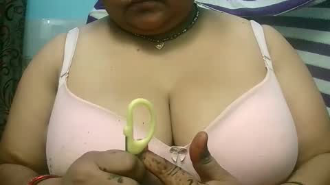 HotLovers online show from 10/09/25, 05:22