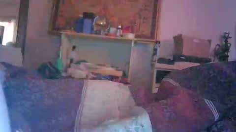 Snapshot of s4h4r4_fir3 chatting on 09/28/25, 04:01 W4TER FIR3 online show from 09/28/25, 04:01