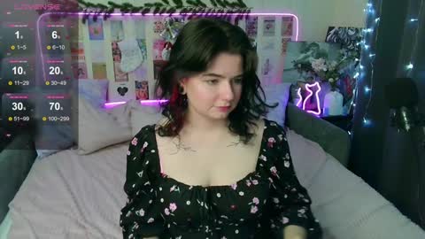 Snapshot of s_katekisa_ss chatting on 12/21/24, 07:24 Kate online show from 12/21/24, 07:24