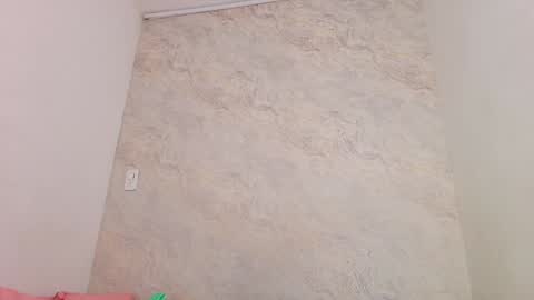 Snapshot of s_sofia_ chatting on 01/24/25, 01:45 s_sofia_ online show from 01/24/25, 01:45