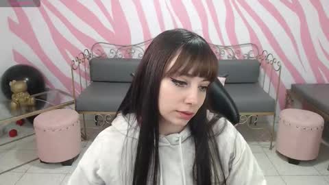 Snapshot of saabrina_ chatting on 11/05/25, 01:11 Sabrina online show from 11/05/25, 01:11