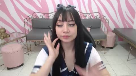 Snapshot of saabrina_ chatting on 11/19/25, 01:11 Sabrina online show from 11/19/25, 01:11