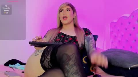 Snapshot of saammii_ chatting on 11/08/25, 11:58 Sammy Saenz ig Sammysaenz online show from 11/08/25, 11:58