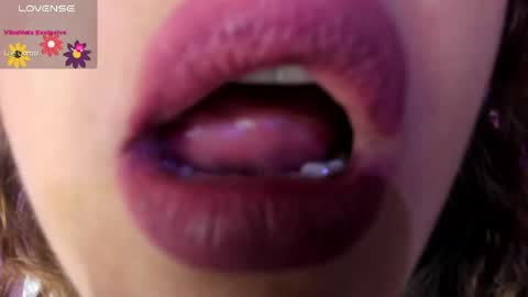 Snapshot of saara__queen chatting on 06/04/26, 12:38 saara__queen online show from 06/04/26, 12:38