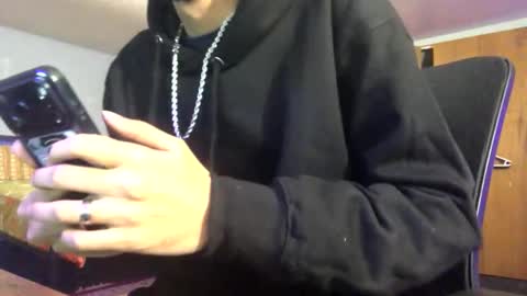 Snapshot of saasbutt chatting on 11/03/25, 11:48 saasbutt online show from 11/03/25, 11:48