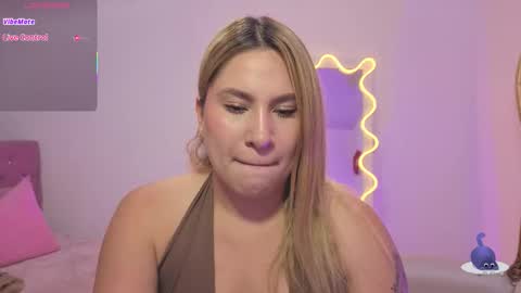 Snapshot of saaya_tay chatting on 01/15/26, 03:00 saaya_tay online show from 01/15/26, 03:00