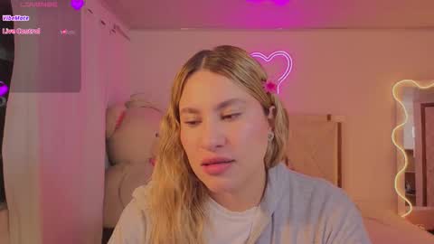 Snapshot of saaya_tay chatting on 02/06/26, 03:22 saaya_tay online show from 02/06/26, 03:22