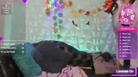 Snapshot of sabinadeluxe_cg chatting on 10/29/25, 12:57 sabinadeluxe_cg online show from 10/29/25, 12:57