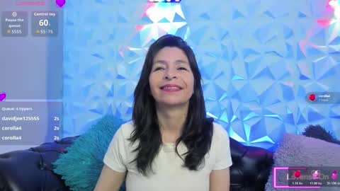 Snapshot of sabinadeluxe_cg chatting on 11/15/25, 12:45 sabinadeluxe_cg online show from 11/15/25, 12:45