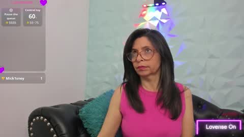 Snapshot of sabinadeluxe_cg chatting on 11/19/25, 12:16 sabinadeluxe_cg online show from 11/19/25, 12:16