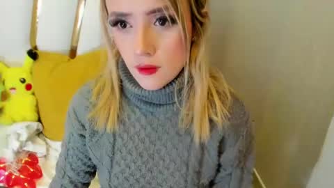 Snapshot of sabrina_cole chatting on 02/16/25, 03:26 . Sabrina Cole . online show from 02/16/25, 03:26