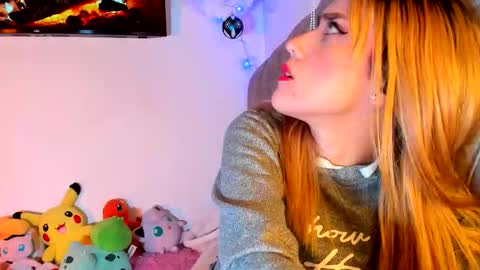 Snapshot of sabrina_cole chatting on 11/30/25, 05:00 . Sabrina Cole . online show from 11/30/25, 05:00