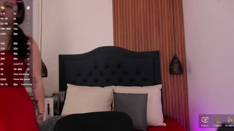 Snapshot of sabrina_lennox chatting on 01/04/25, 07:34 Sabrina Maria online show from 01/04/25, 07:34