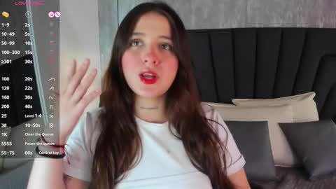 Snapshot of sabrina_lennox chatting on 02/27/25, 07:58 Sabrina Maria online show from 02/27/25, 07:58