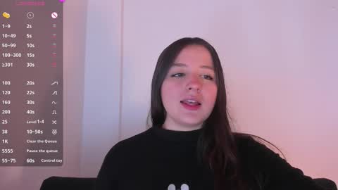 Snapshot of sabrina_lennox chatting on 10/11/25, 04:01 Sabrina Maria online show from 10/11/25, 04:01