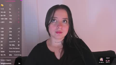 Snapshot of sabrina_lennox chatting on 10/12/25, 04:33 Sabrina Maria online show from 10/12/25, 04:33