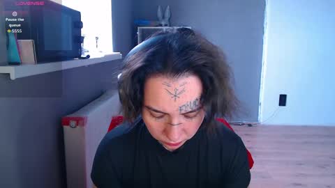 Snapshot of sabrina_raiders_666 chatting on 05/04/26, 09:38 Lilith Solar online show from 05/04/26, 09:38
