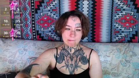 Snapshot of sabrina_raiders_666 chatting on 06/18/26, 02:32 Lilith Solar online show from 06/18/26, 02:32