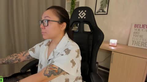 GMT7TueWedThuFriSatSun 0100am-0700am online show from 02/16/26, 12:07