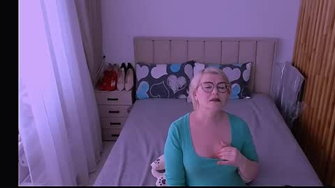 Sabrina MacMarren online show from 05/12/26, 02:14