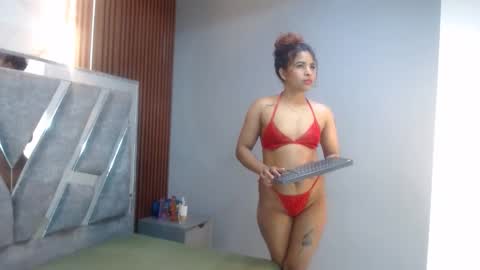 sabrinaroosa202cl online show from 12/01/25, 11:59