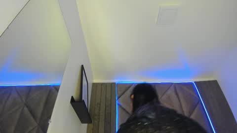 S A B R I N A  online show from 09/27/25, 11:37